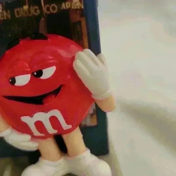 M&M Walgreens Candy Dispenser - Picture 6 of 9